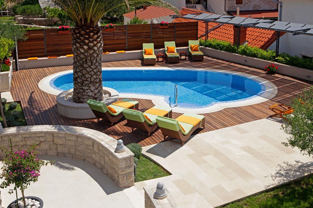 Apartments Diana - New Heated Pool Bol Eksteriør billede